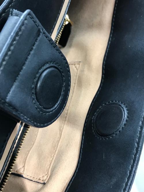 GUCCI（グッチ）GUCCI (グッチ) 蜂モノグラムハンドバッグの古着・服飾アイテム