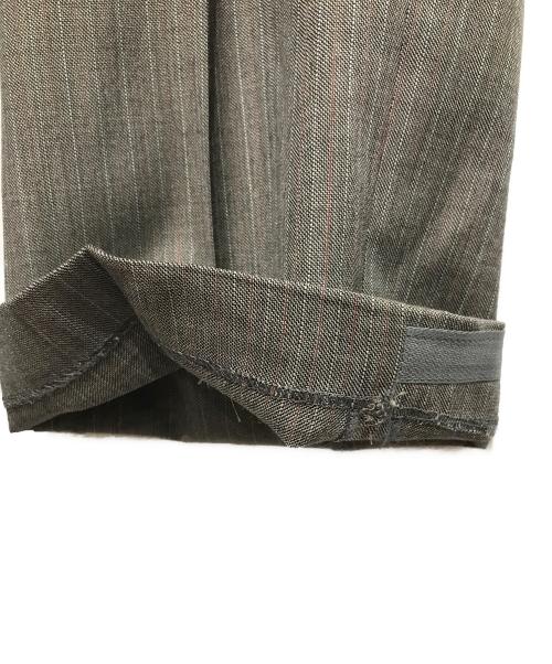 ARMANI COLLEZIONI（アルマーニ コレツィオーニ）ARMANI COLLEZIONI (アルマーニ コレツィオーニ) セットアップスーツ グレー×ブラウン サイズ:Sの古着・服飾アイテム