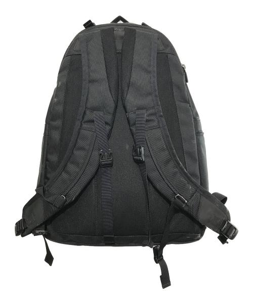 MONOLITH（モノリス）MONOLITH (モノリス) バックパック ブラックの古着・服飾アイテム