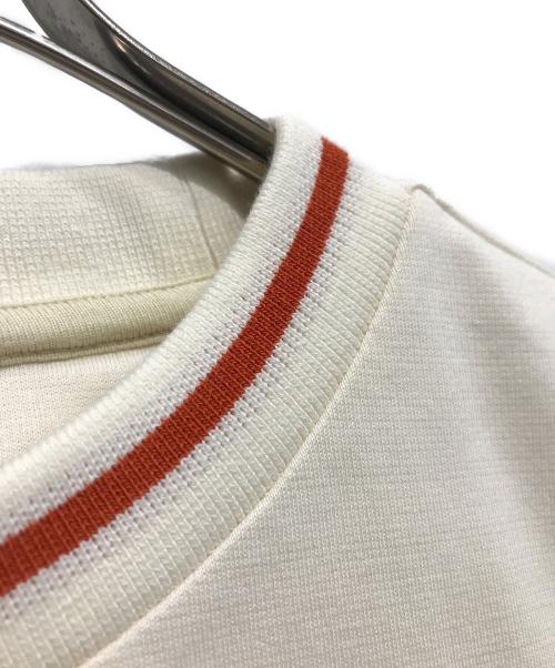 A.P.C.（アーペーセー）A.P.C. (アーペーセー) ネックラインロゴスウェット オレンジ×ホワイト サイズ:Mの古着・服飾アイテム