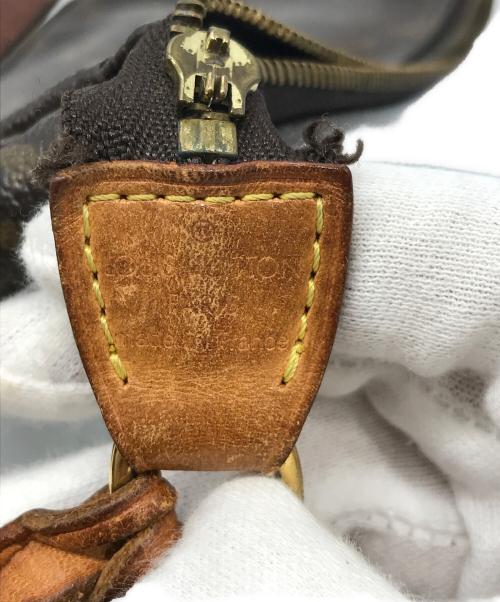 LOUIS VUITTON（ルイ ヴィトン）LOUIS VUITTON (ルイ ヴィトン) モノグラムボシェット・アクセソワールハンドバッグ ブラウンの古着・服飾アイテム