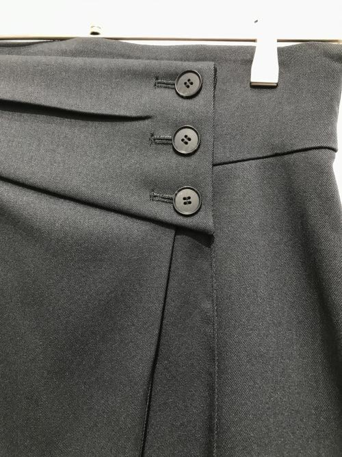 PUBLIC TOKYO（パブリックトウキョウ）PUBLIC TOKYO (パブリックトウキョウ) ウーリートラペーズスカート グレー サイズ:2 未使用品の古着・服飾アイテム