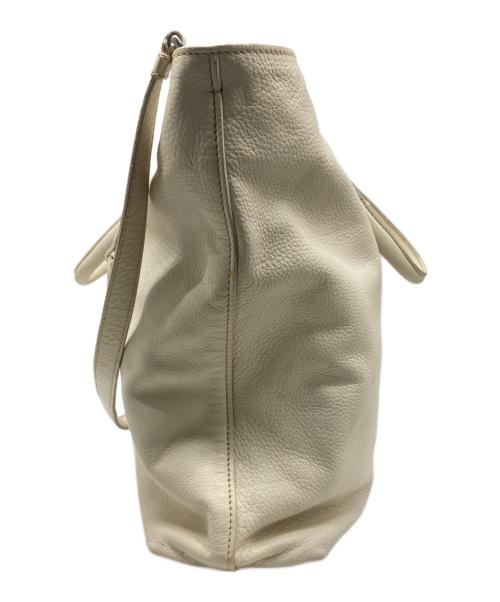 PRADA（プラダ）PRADA (プラダ) ２wayレザートートバッグ ホワイトの古着・服飾アイテム