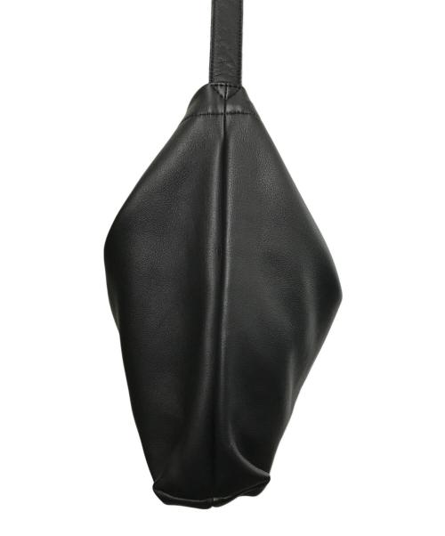 confect（コンフェクト）CONFECT (コンフェクト) バレンシアレザーショルダーバッグ ブラックの古着・服飾アイテム