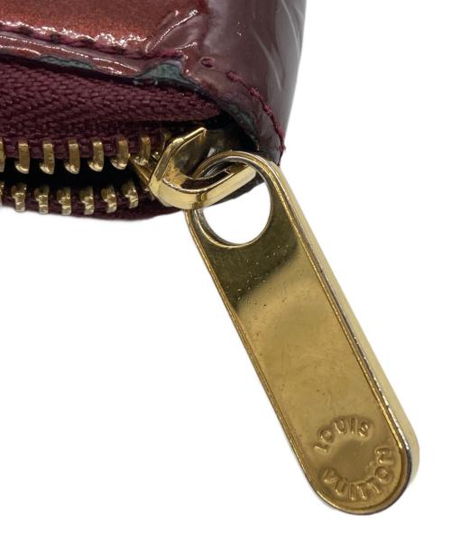 LOUIS VUITTON（ルイ ヴィトン）LOUIS VUITTON (ルイ ヴィトン) モノグラム・ヴェルニ ジッピー・ウォレット ブラウンの古着・服飾アイテム