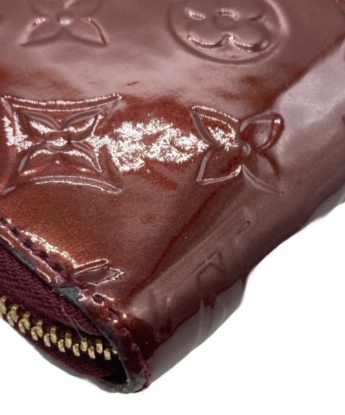 LOUIS VUITTON（ルイ ヴィトン）LOUIS VUITTON (ルイ ヴィトン) モノグラム・ヴェルニ ジッピー・ウォレット ブラウンの古着・服飾アイテム