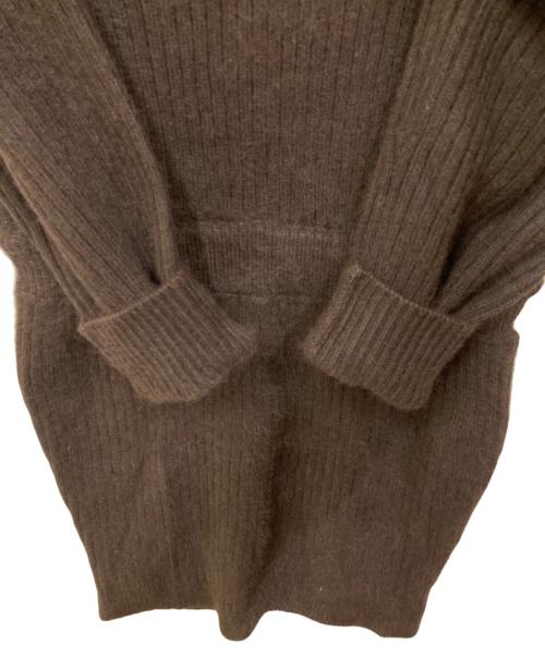 HER LIP TO（ハーリップトゥ）Her lip to (ハーリップトゥ) Half Zip Knit Mini Dress ブラウン サイズ:SIZE Mの古着・服飾アイテム