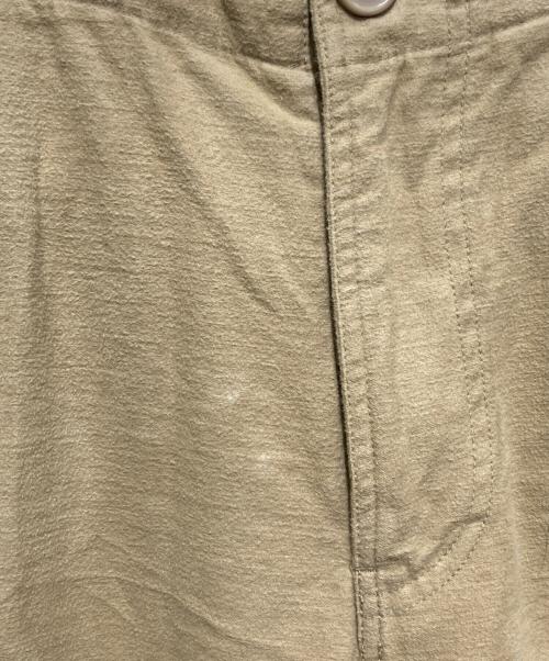 CAVEMPT（キャブエンプト）CAVEMPT (キャブエンプト) YOSSARIAN PANTS ベージュ サイズ:Sの古着・服飾アイテム