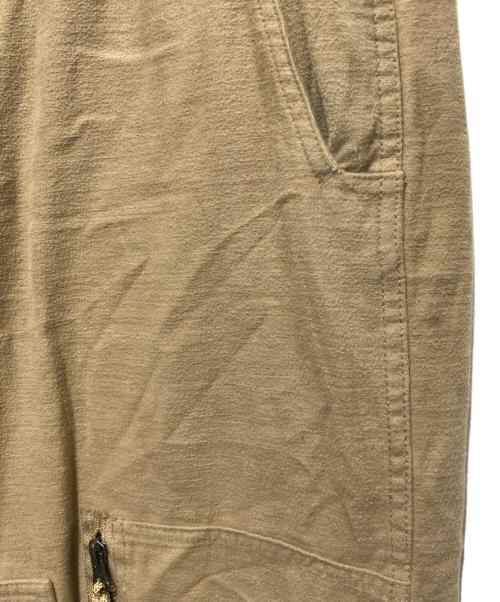 CAVEMPT（キャブエンプト）CAVEMPT (キャブエンプト) YOSSARIAN PANTS ベージュ サイズ:Sの古着・服飾アイテム