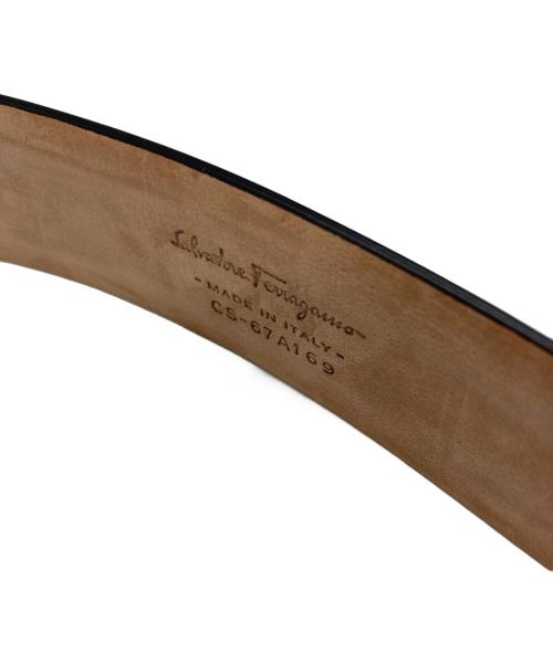 Salvatore Ferragamo（サルヴァトーレ フェラガモ）Salvatore Ferragamo (サルヴァトーレ フェラガモ) SFロゴバックルベルト ブラックの古着・服飾アイテム