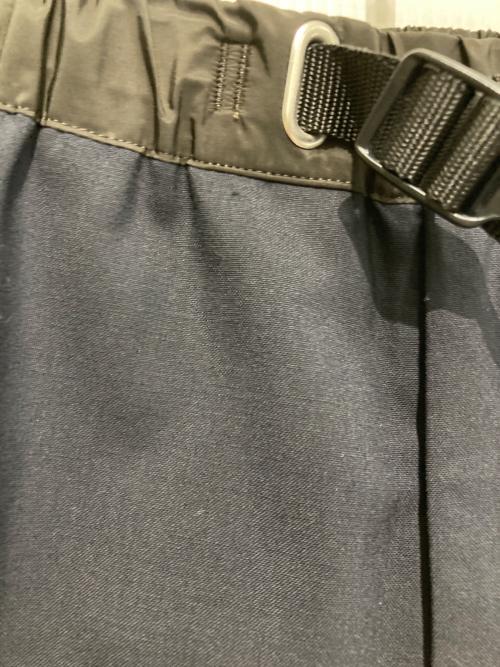 kolor/BEACON（カラービーコン）kolor/BEACON (カラービーコン) 2020SS トロピカルウール ベルテッド テーパードパンツ ブラック サイズ:1の古着・服飾アイテム