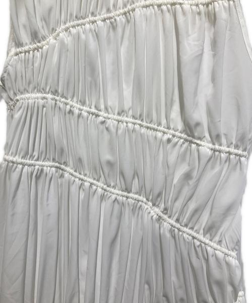 L'Or（ロル）L'Or (ロル) ノースリーブギャザーワンピース ホワイト サイズ:FREEの古着・服飾アイテム