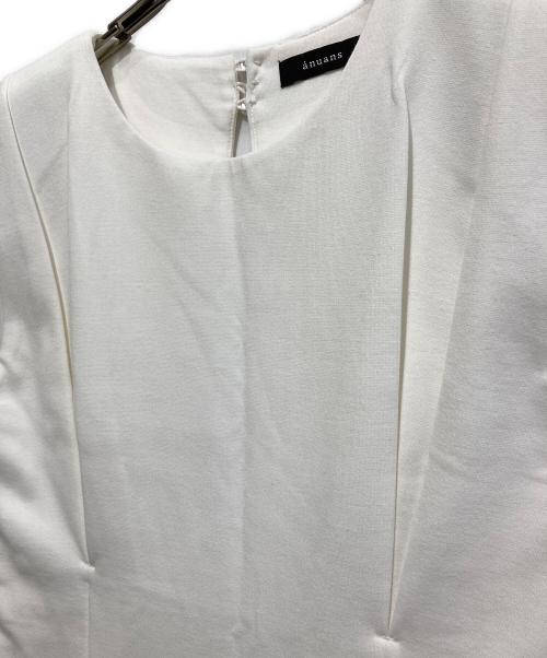 anuans（アニュアンス）anuans (アニュアンス) ストレートタックカットワンピース ホワイト サイズ:Mの古着・服飾アイテム