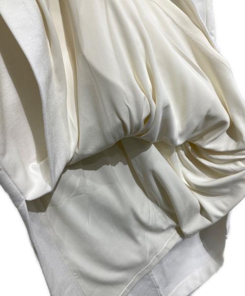 anuans（アニュアンス）anuans (アニュアンス) ストレートタックカットワンピース ホワイト サイズ:Mの古着・服飾アイテム