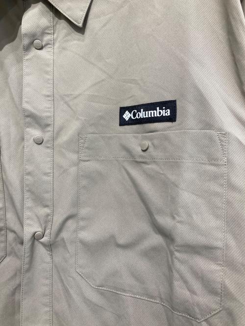 Columbia（コロンビア）Columbia (コロンビア) 長袖シャツ ベージュ サイズ:Lの古着・服飾アイテム