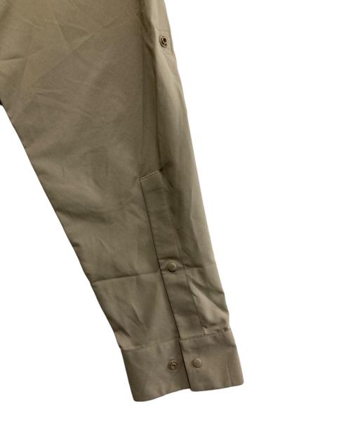 Columbia（コロンビア）Columbia (コロンビア) 長袖シャツ ベージュ サイズ:Lの古着・服飾アイテム