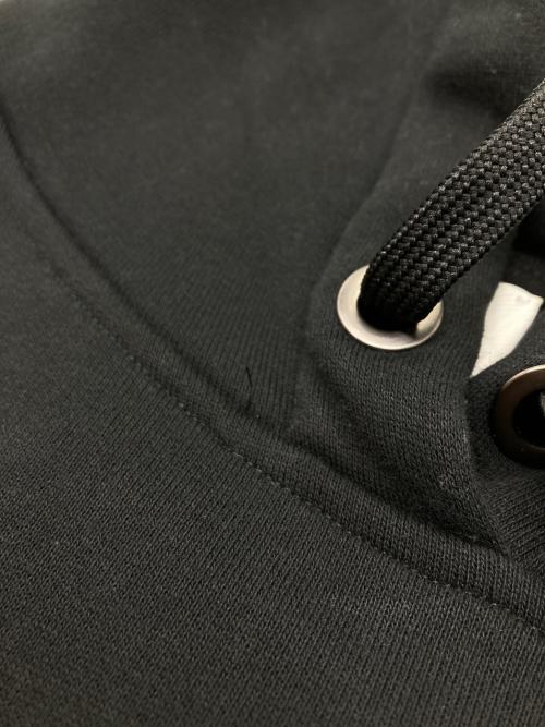 BURBERRY LONDON（バーバリーロンドン）BURBERRY LONDON (バーバリーロンドン) HORSEFERRY PRINT COTTON OVERSIZED HOODIE ホワイト×ブラック サイズ:Mの古着・服飾アイテム