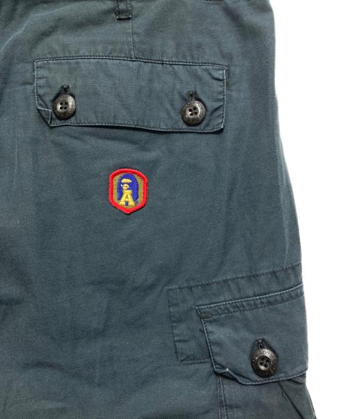 A BATHING APE（アベイシングエイプ）A BATHING APE (アベイシングエイプ) サル顔刺繍カーゴショーツ ブラック サイズ:XLの古着・服飾アイテム