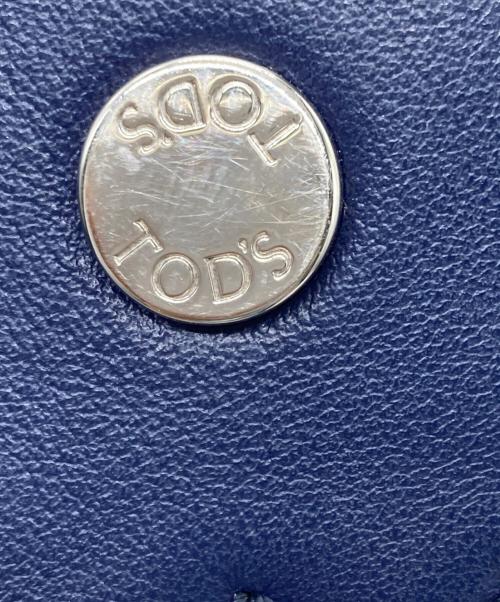 TOD'S（トッズ）TOD'S (トッズ) サメショルダーバッグ ネイビーの古着・服飾アイテム