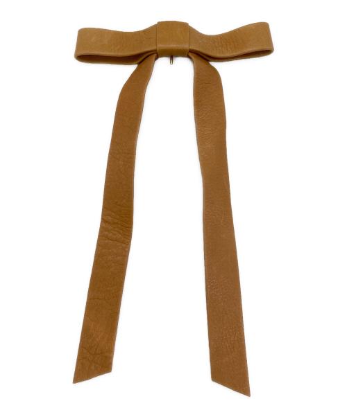 FUMIE=TANAKA（フミエタナカ）FUMIE=TANAKA (フミエタナカ) long ribbon hook ベージュの古着・服飾アイテム