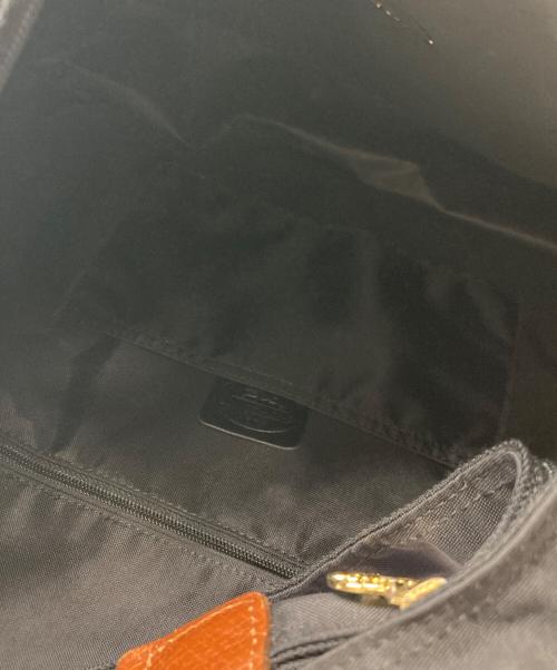 LONGCHAMP（ロンシャン）LONGCHAMP (ロンシャン) ナイロンショルダーバッグ ブラックの古着・服飾アイテム