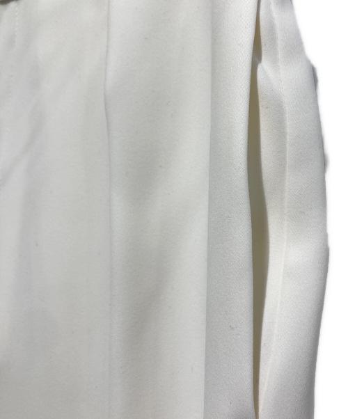 anuans（アニュアンス）anuans (アニュアンス) ダブルサテンサイドタックパンツ ホワイト サイズ:Sの古着・服飾アイテム