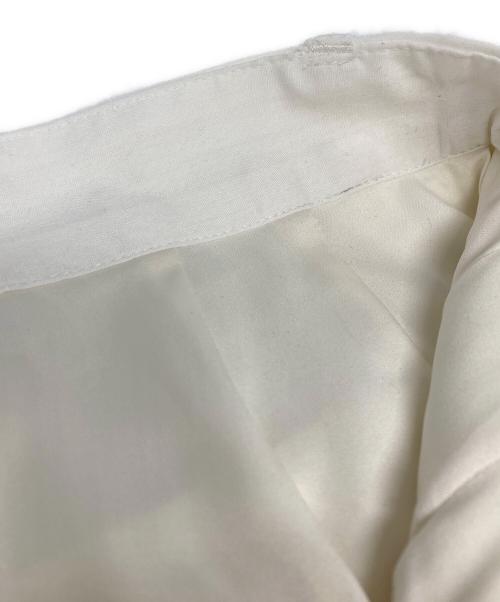 anuans（アニュアンス）anuans (アニュアンス) ダブルサテンサイドタックパンツ ホワイト サイズ:Sの古着・服飾アイテム