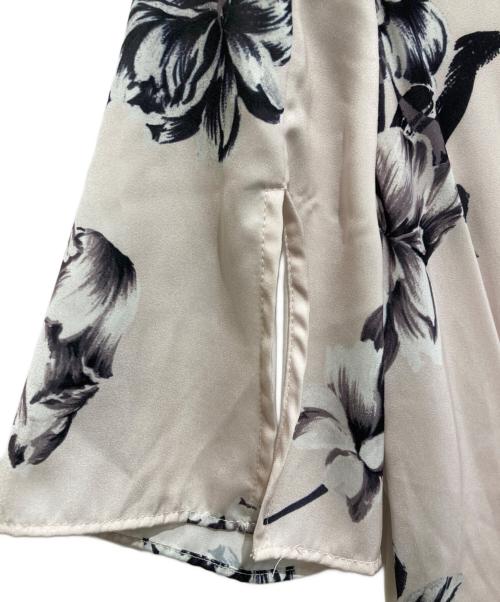 HER LIP TO（ハーリップトゥ）HER LIP TO (ハーリップトゥ) Monochrome Peony Satin Dress（モノクローム ピオニーサテンドレス） ライトピンク サイズ:Sの古着・服飾アイテム