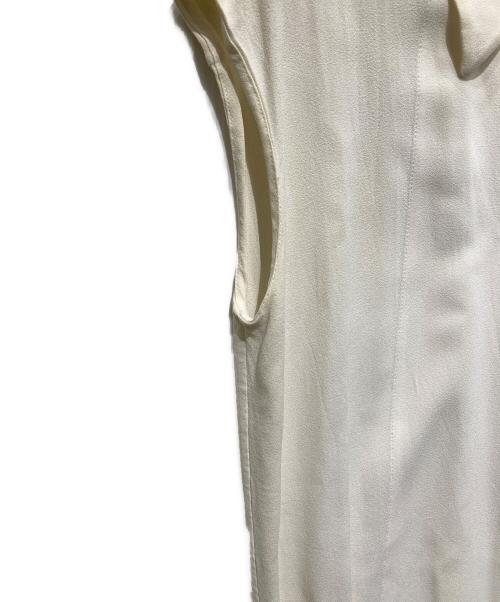 CHANEL（シャネル）CHANEL (シャネル) ベスト ホワイト サイズ:38の古着・服飾アイテム