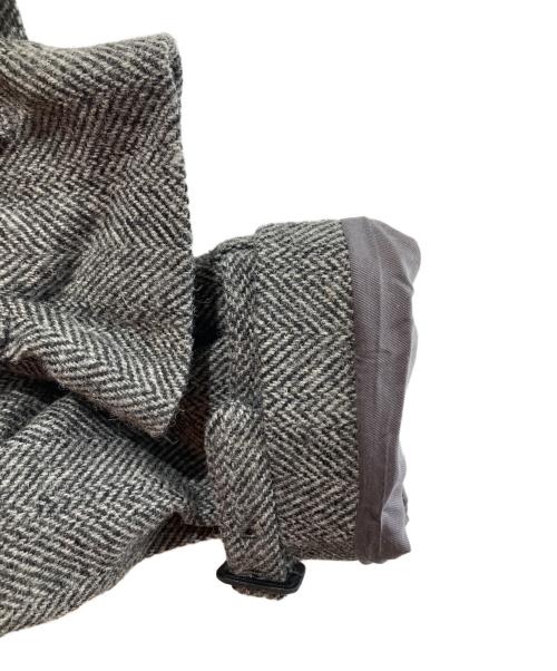 BEAMS F（ビームスエフ）BEAMS F (ビームスエフ) HARRIS TWEED ヘリンボーン シングル ラグランスリーブ コート グレー サイズ:38の古着・服飾アイテム