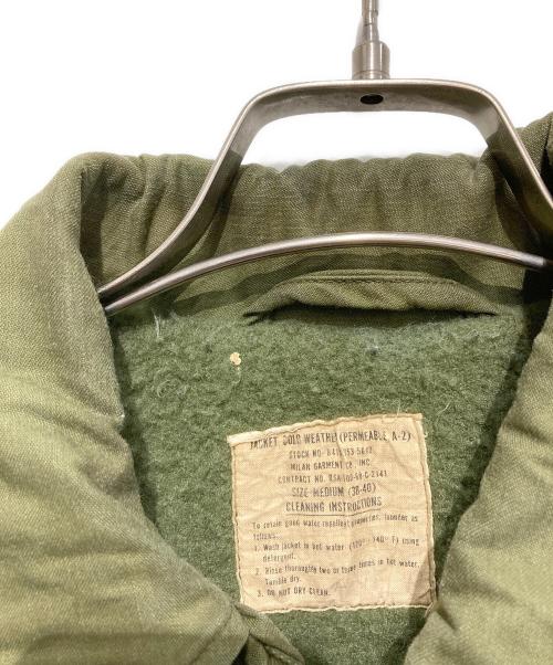 US.NAVY（US.NAVY）US.NAVY (US.NAVY) A-2 デッキジャケット オリーブ サイズ:Mの古着・服飾アイテム