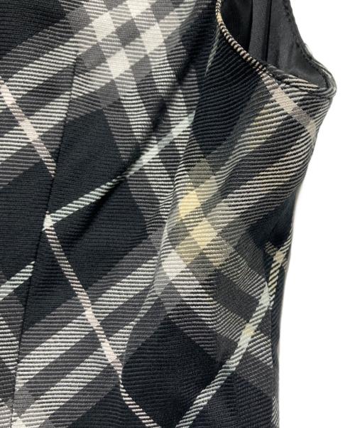 BURBERRY BLUE LABEL（バーバリー ブルー レーベル）BURBERRY BLUE LABEL (バーバリー ブルー レーベル) ノースリーブワンピース/チェックワンピース ブラック サイズ:38の古着・服飾アイテム
