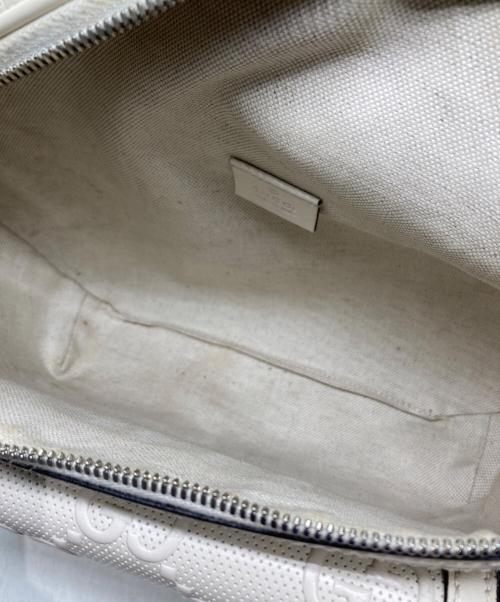 GUCCI（グッチ）GUCCI (グッチ) ウエストポーチ GGエンボスベルトバッグ アイボリーの古着・服飾アイテム