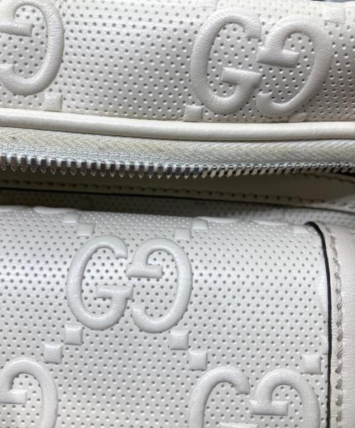 GUCCI（グッチ）GUCCI (グッチ) ウエストポーチ GGエンボスベルトバッグ アイボリーの古着・服飾アイテム
