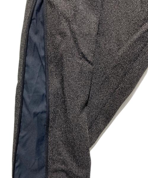 AFFXWRKS（アフィックスワークス）AFFXWRKS (アフィックスワークス) サイドジップパンツ グレー サイズ:Mの古着・服飾アイテム