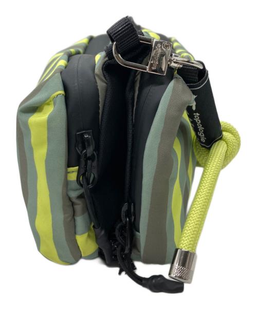 TOPOLOGIE（トポロジー）TOPOLOGIE (トポロジー) maison kitsune (メゾンキツネ) Bottle Sacoche グリーンの古着・服飾アイテム