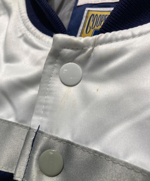 MITCHELL & NESS（ミッチェルアンドネス）MITCHELL & NESS (ミッチェルアンドネス) スタジャン ホワイト×ブルー サイズ:XLの古着・服飾アイテム