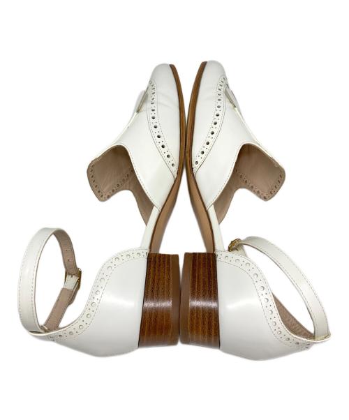 NEBULONIE（ネブローニ）NEBULONIE (ネブローニ) ウイングチップストラップシューズ ホワイト サイズ:37の古着・服飾アイテム