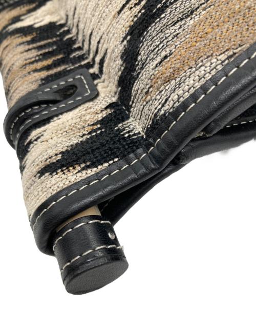 AVACATION（アヴァケーション）AVACATION (アヴァケーション) ハンドバッグ ブラック×ベージュの古着・服飾アイテム