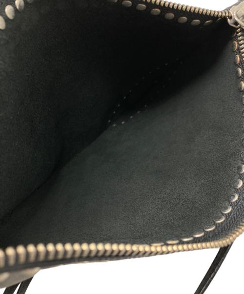 J&M DAVIDSON（ジェイ＆エム デヴィッドソン）J&M DAVIDSON (ジェイ＆エム デヴィッドソン) レザースタッズショルダーバッグ ブラックの古着・服飾アイテム