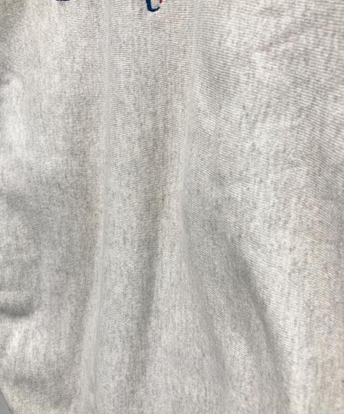 Champion REVERSE WEAVE（チャンピオン リバース ウィーブ）Champion REVERSE WEAVE (チャンピオン リバース ウィーブ) 刺繍ロゴスウェット ホワイト×レッド サイズ:XLの古着・服飾アイテム