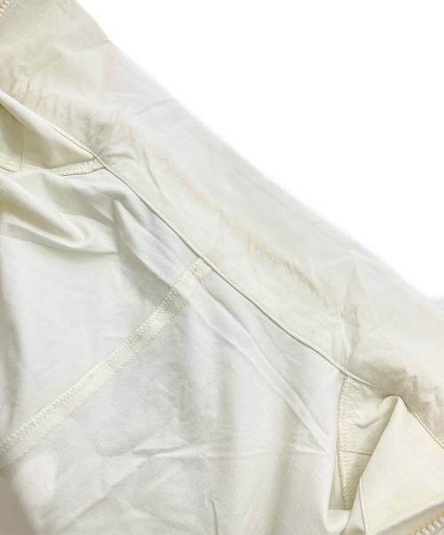 RIM.ARK（リムアーク）RIM.ARK (リムアーク) Big pocket square jumper/ビック ポケット スクエアー ジャンパー アイボリー サイズ:Freeの古着・服飾アイテム