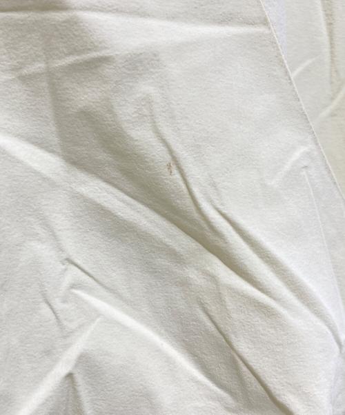 RIM.ARK（リムアーク）RIM.ARK (リムアーク) Big pocket square jumper/ビック ポケット スクエアー ジャンパー アイボリー サイズ:Freeの古着・服飾アイテム