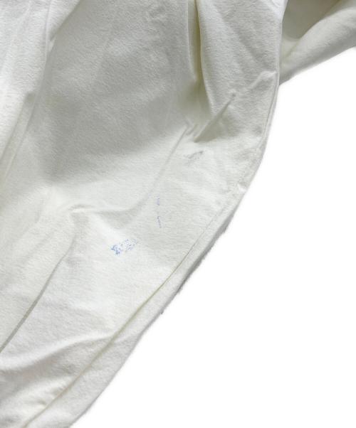 RIM.ARK（リムアーク）RIM.ARK (リムアーク) Big pocket square jumper/ビック ポケット スクエアー ジャンパー アイボリー サイズ:Freeの古着・服飾アイテム