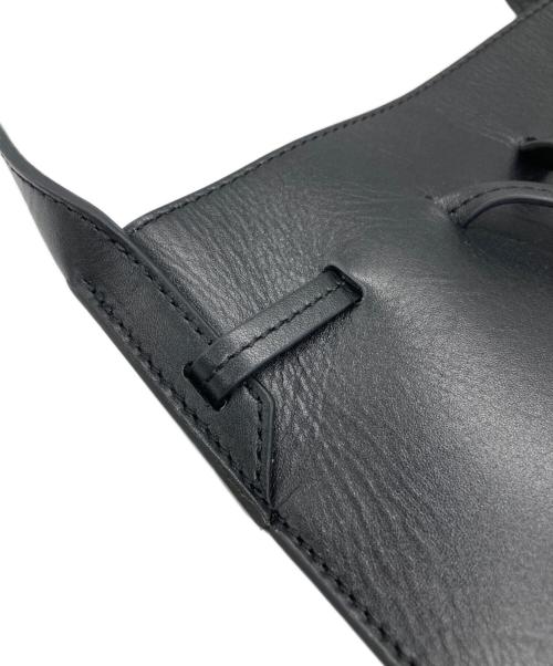 J&M DAVIDSON（ジェイ＆エム デヴィッドソン）J&M DAVIDSON (ジェイ＆エム デヴィッドソン) MINI FURROW TOTE（ミニファロー トート） ブラックの古着・服飾アイテム