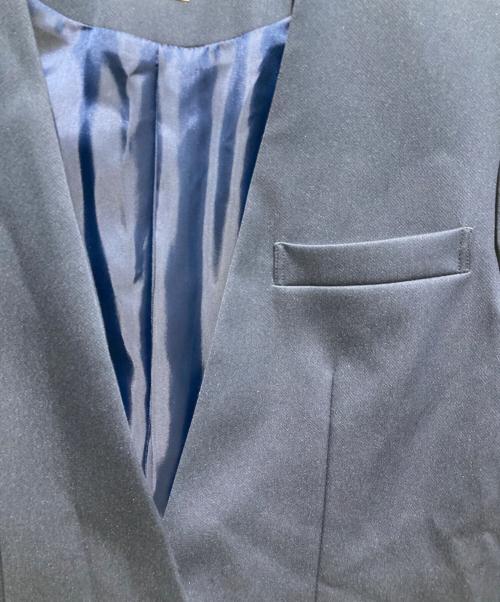 deres（デレス）deres (デレス) Ellie ノーカラー エブリデイ テーラード ジャケット ネイビー サイズ:Fの古着・服飾アイテム