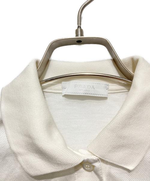PRADA（プラダ）PRADA (プラダ) ポロシャツ/三角プレート/Tシャツ ホワイト サイズ:Ｓ  170/80cmの古着・服飾アイテム