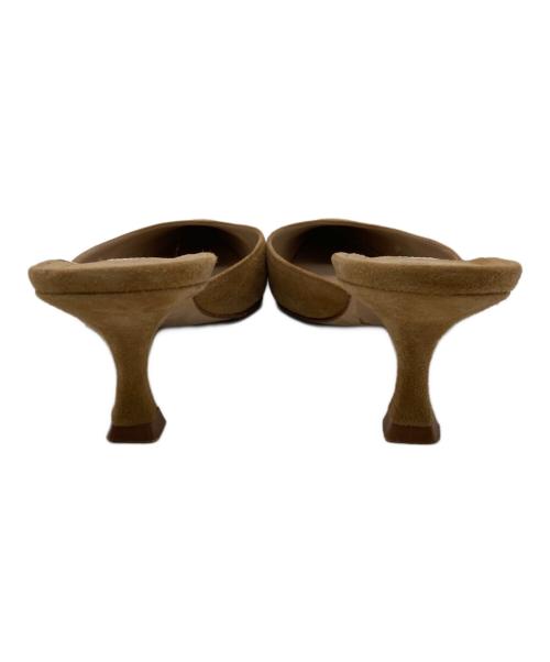 Manolo Blahnik（マノロブラニク）Manolo Blahnik (マノロブラニク) CAROLYNE MULE/ヒールパンプス ブラウン サイズ:36 1/2の古着・服飾アイテム