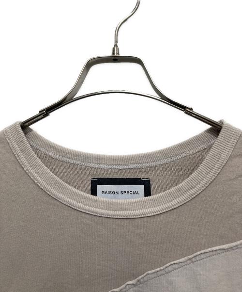 MAISON SPECIAL（メゾンスペシャル）MAISON SPECIAL (メゾンスペシャル) Wave Cut Docking Logo Print Prime-Over Crew Neck T-shirt ベージュ サイズ:2の古着・服飾アイテム