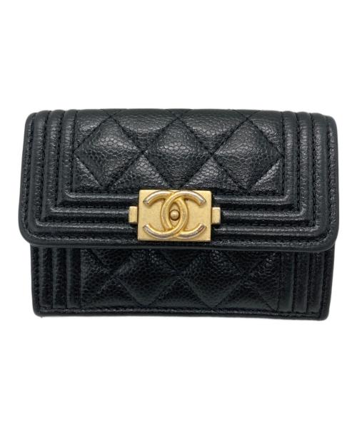 CHANEL（シャネル）CHANEL (シャネル) ボーイシャネルマトラッセコンパクトウォレット ブラックの古着・服飾アイテム